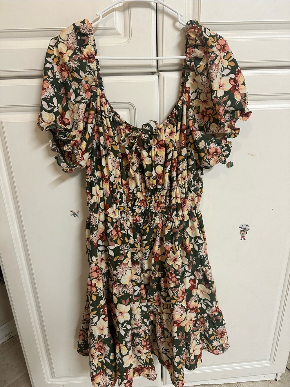 Floral Puff Sleeve dress in Green and Cream